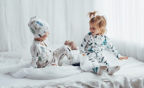 Conheça os Pijamas para Bebê que Promovem Noites de Sono Tranquilas